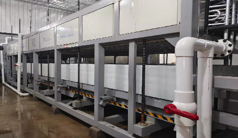 工业制冰机具备哪些优势？选购块冰机时需要重点关注哪些方面？